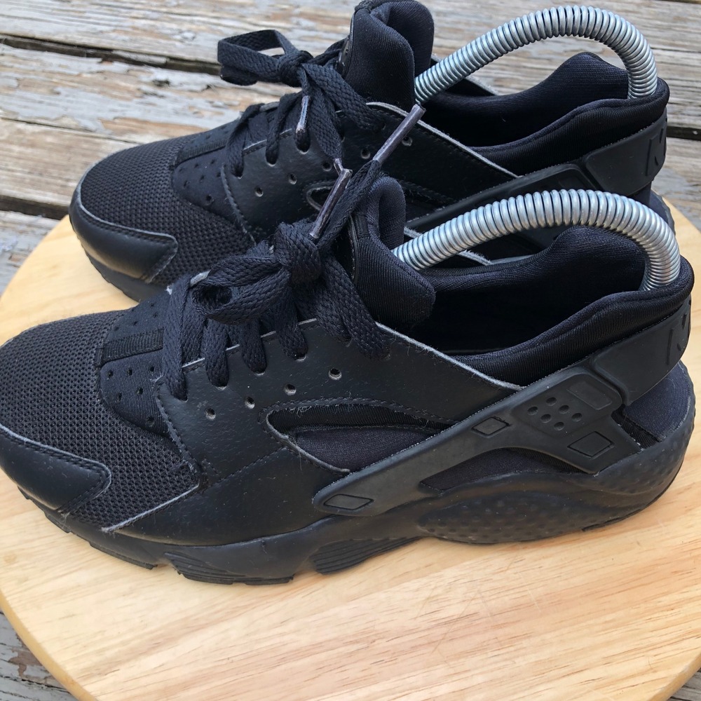 Nike Air Huarache Run Shoes 6.5Y (Women 8 US) Black Sneakers Athletic 654275-016